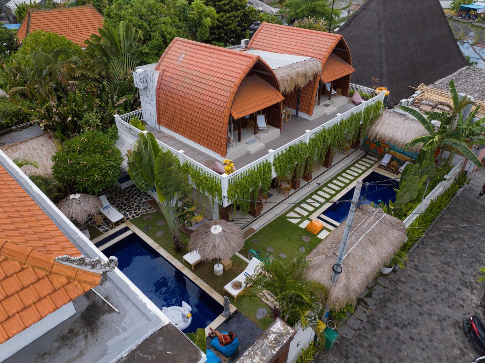 Shortcut Breeze Guest House Canggu Exterior foto